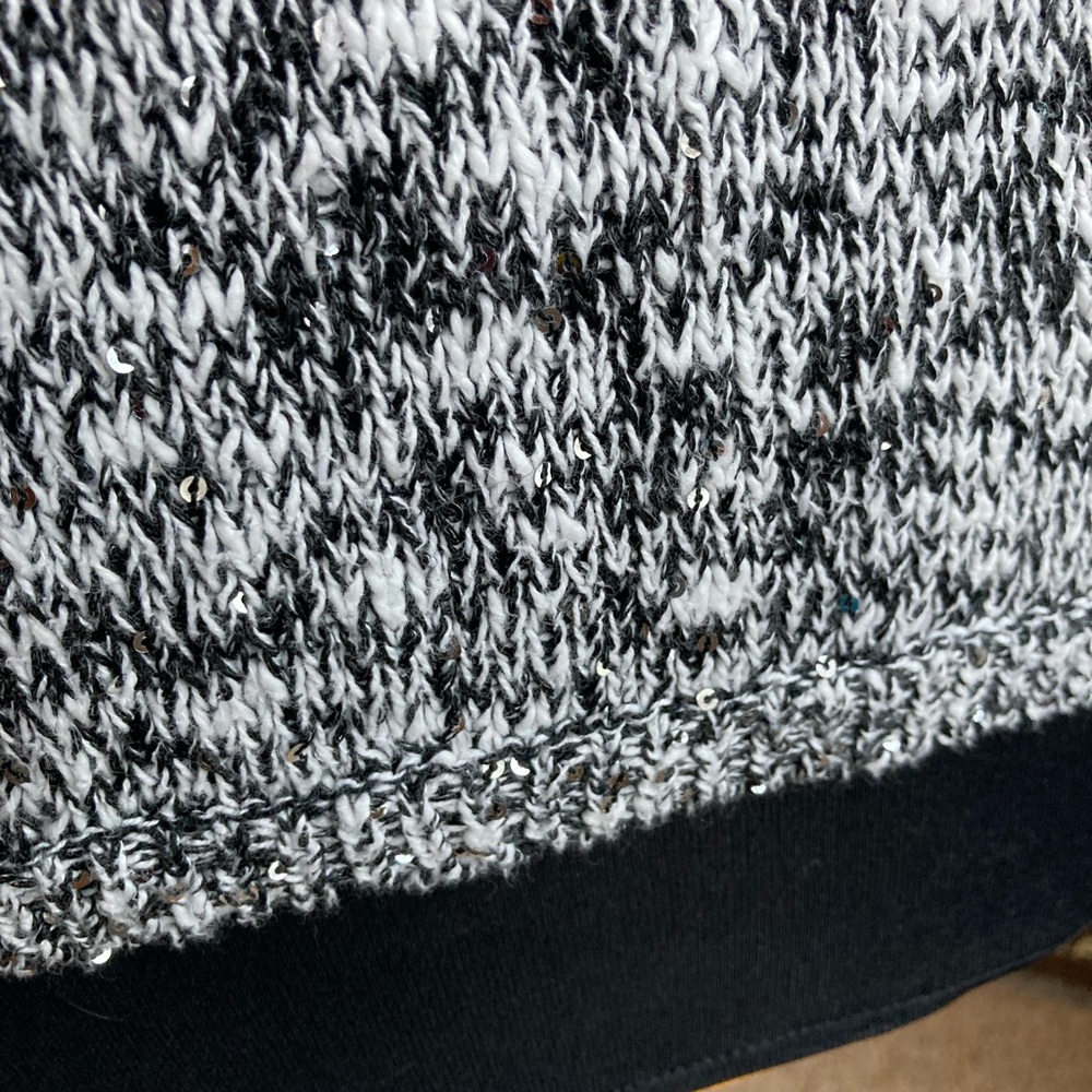 Rock & Republic black and white sweater with sequins, size medium - Picture 4 of 13